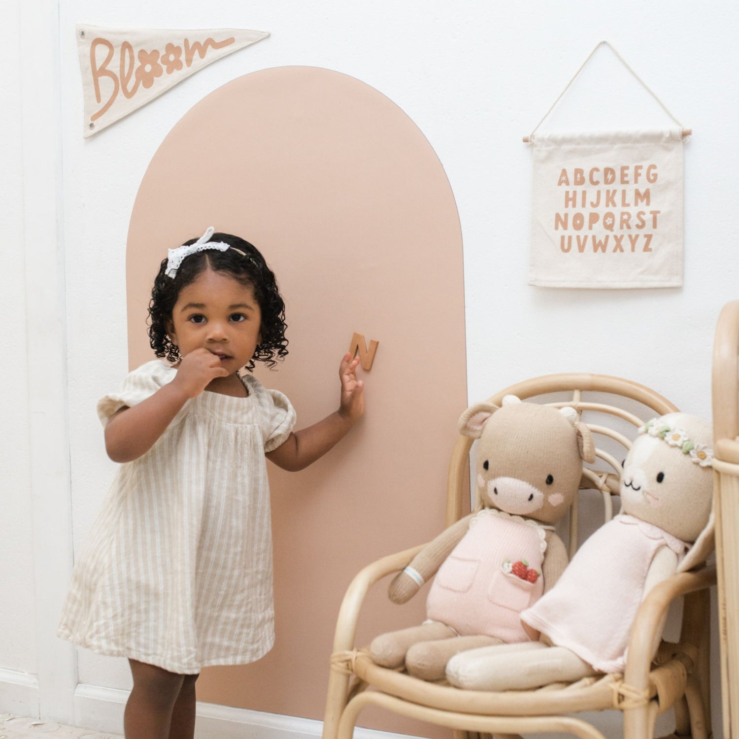 Magic Playwall - Arch Magnetic Wall Decal (Blush)