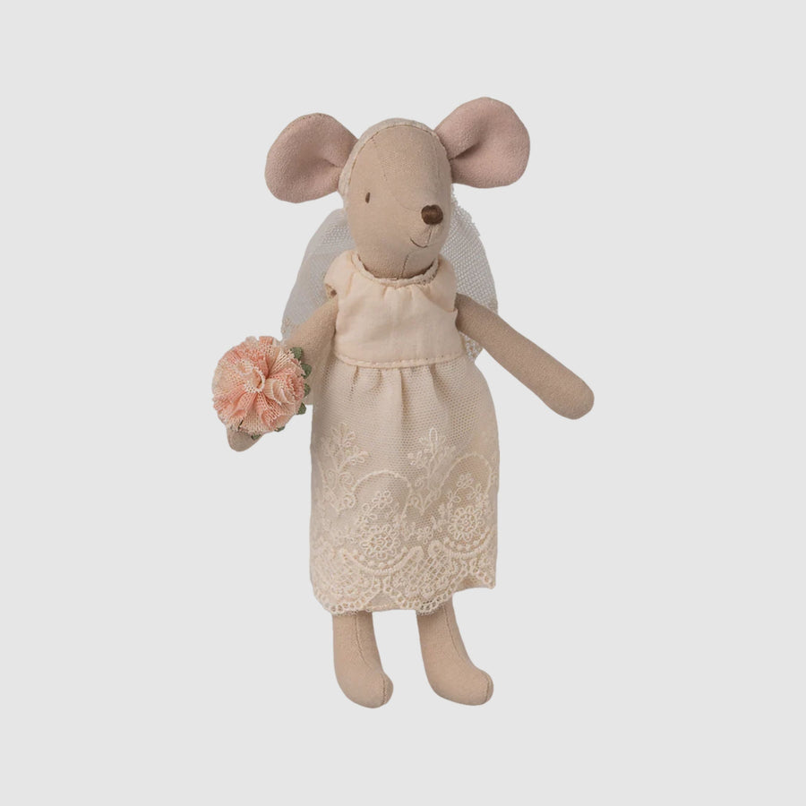 PRE-ORDER Maileg Wedding Dress Clothes Set (Mum Mouse)