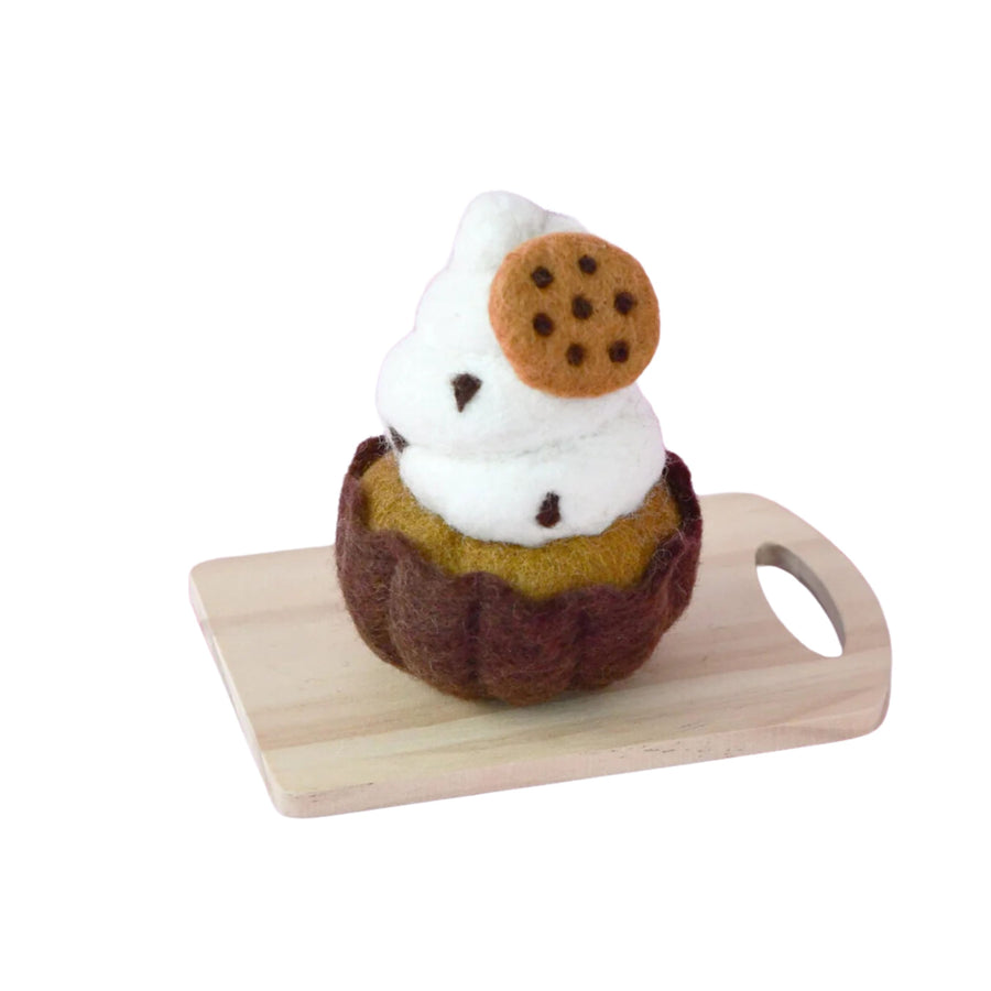 Felt Giant Cookies and Cream Cupcake | Play Food