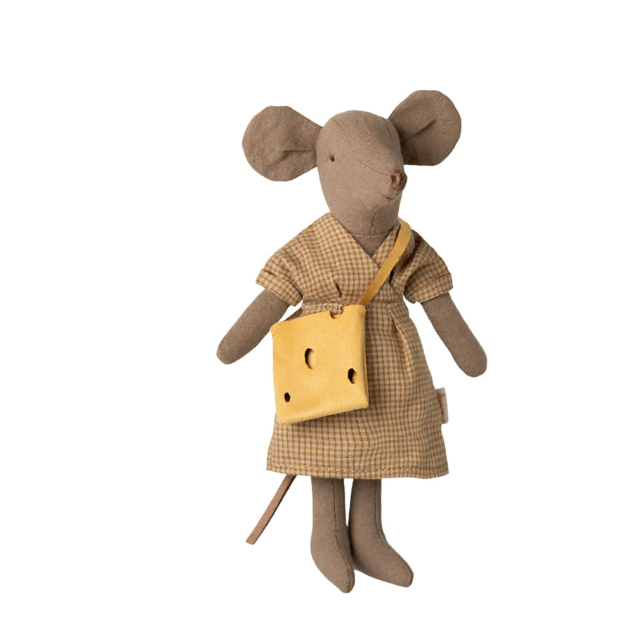 Maileg Light Brown Mouse (Mum)