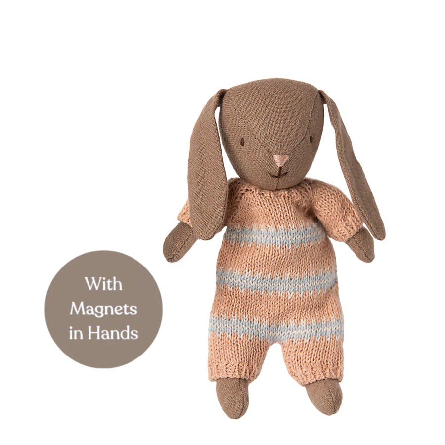 PRE-ORDER Maileg Bunny Knitted Suit - Brown/Dusty Rose (Micro)