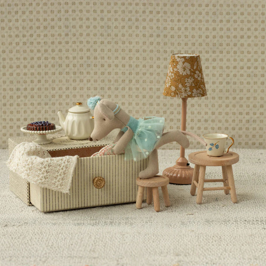Maileg Dance Mouse in Daybed - Turquoise (Little Sister)