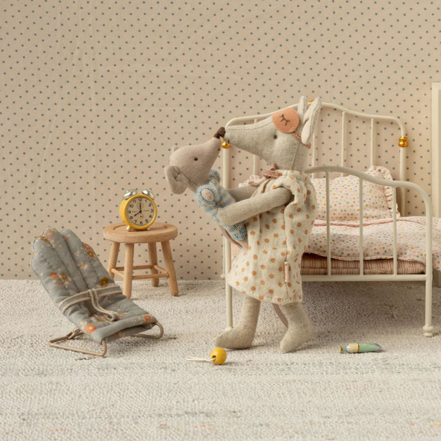 Maileg Nightgown Light Grey Clothing Set (Mum Mouse)