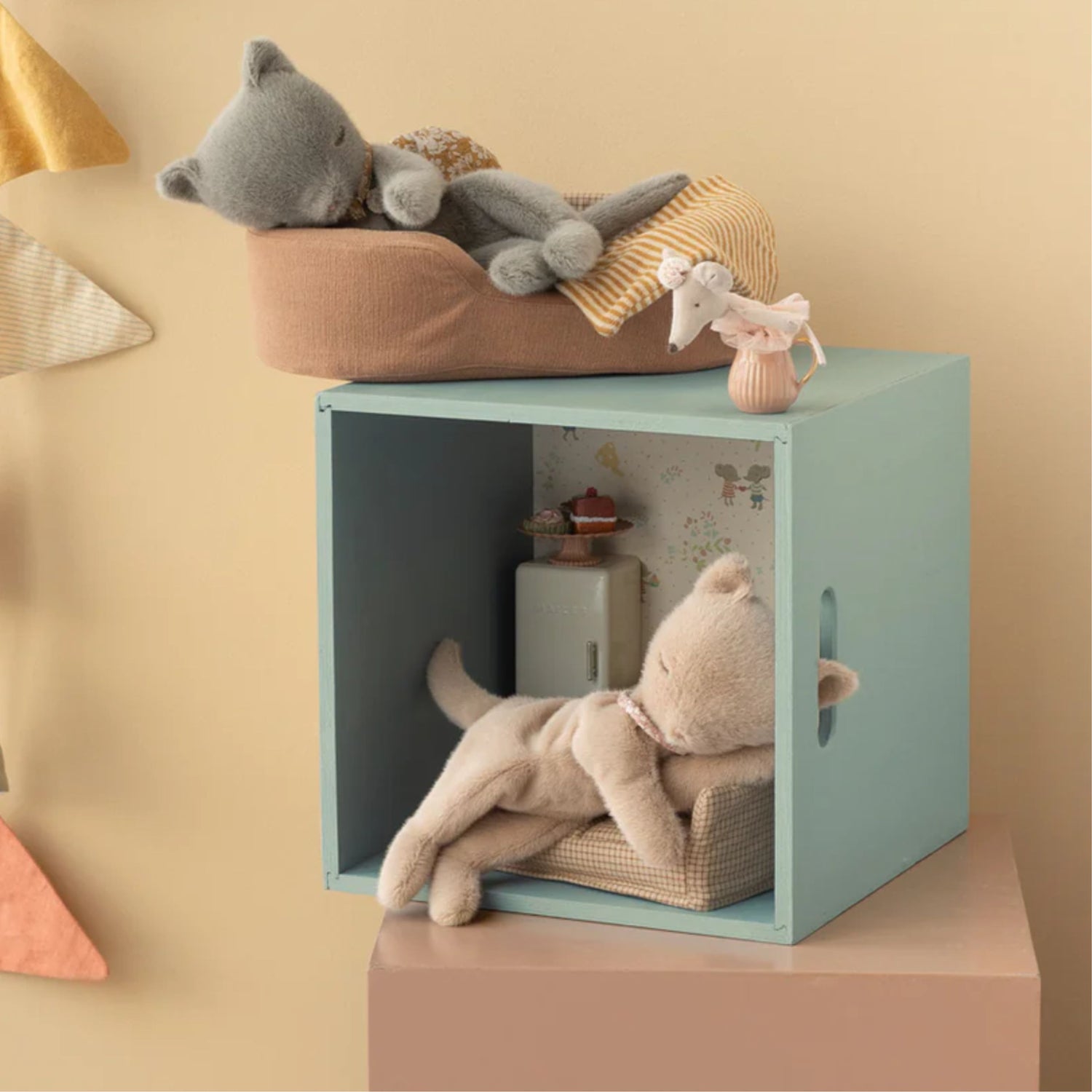 Maileg Sleeping Plush Kitten - Grey (Small)