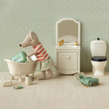 Maileg Clothes and Bag - Green (Big Sister Mouse)