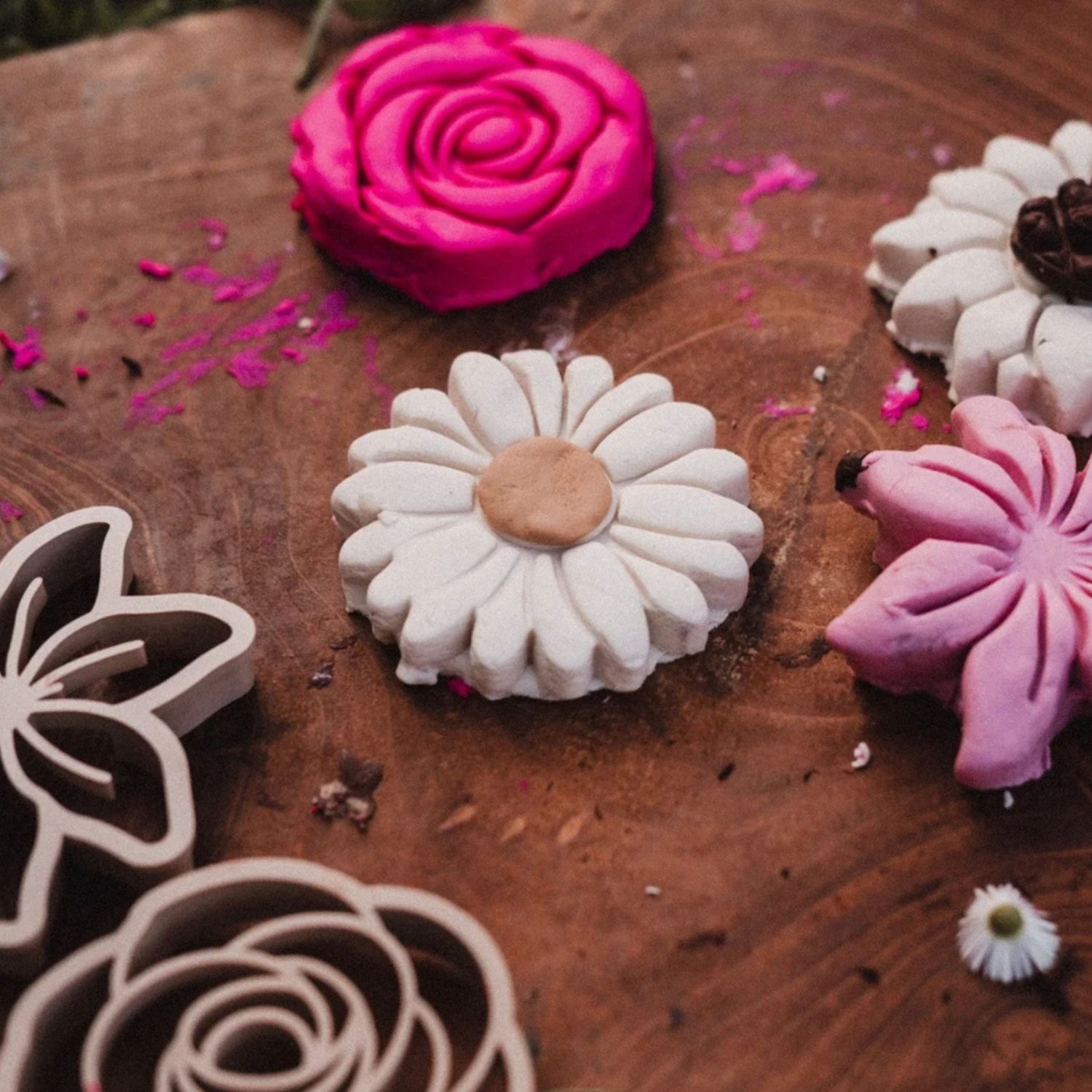 Mixed Flower Eco-Cutter Playdough Set