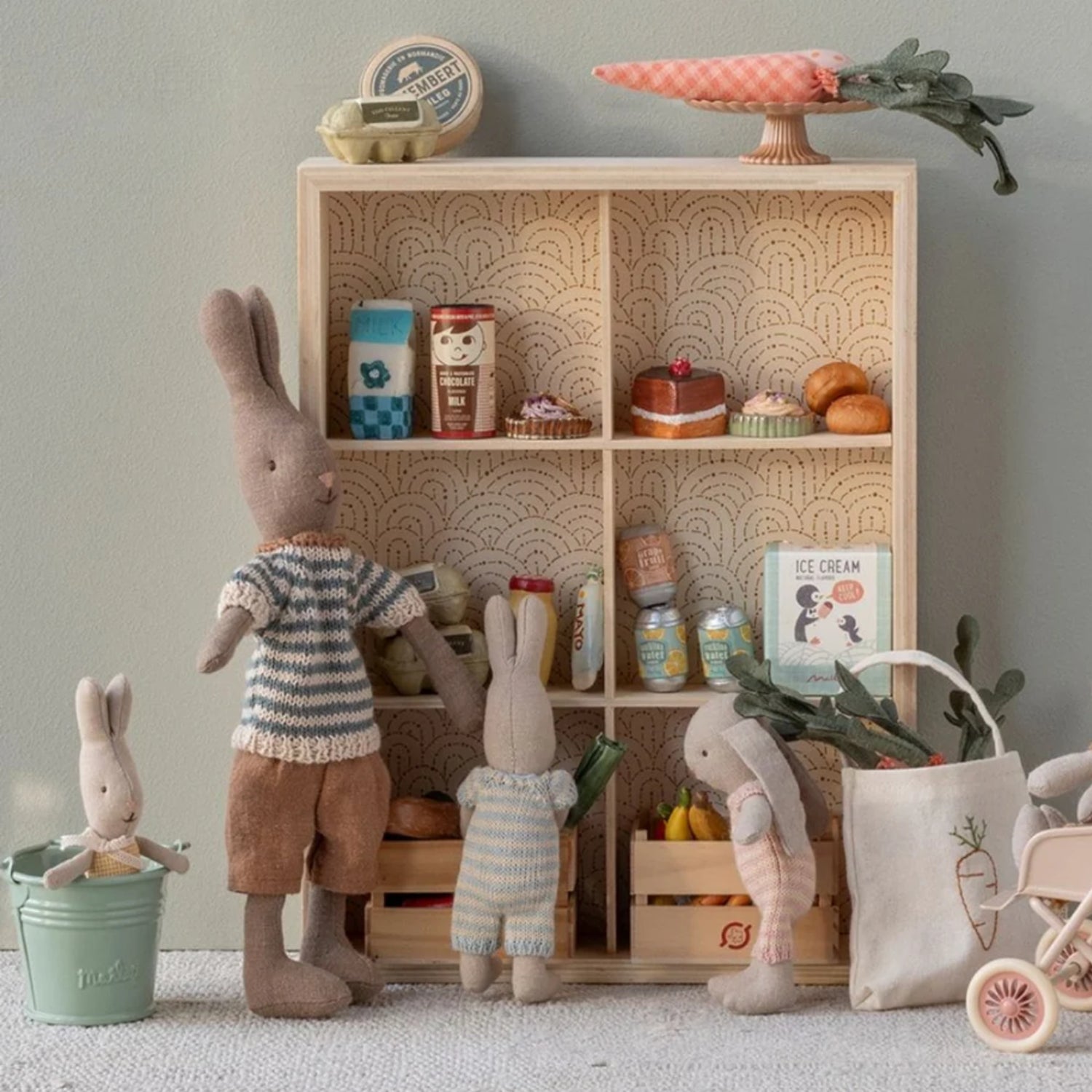 Maileg Grocery Box (Miniature)