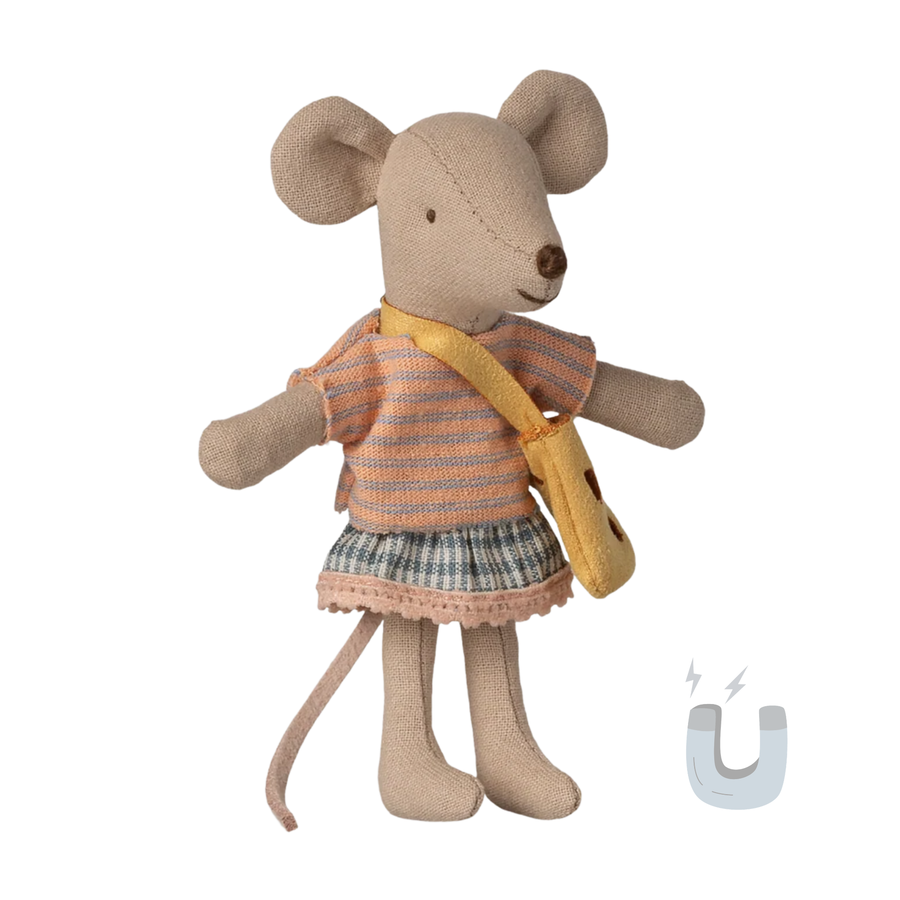 Maileg Mouse with Bag (Little Sister)