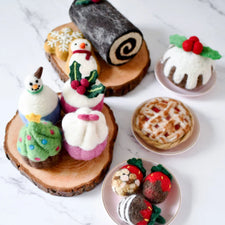 Felt Holly Berry Christmas Cupcake | Play Food