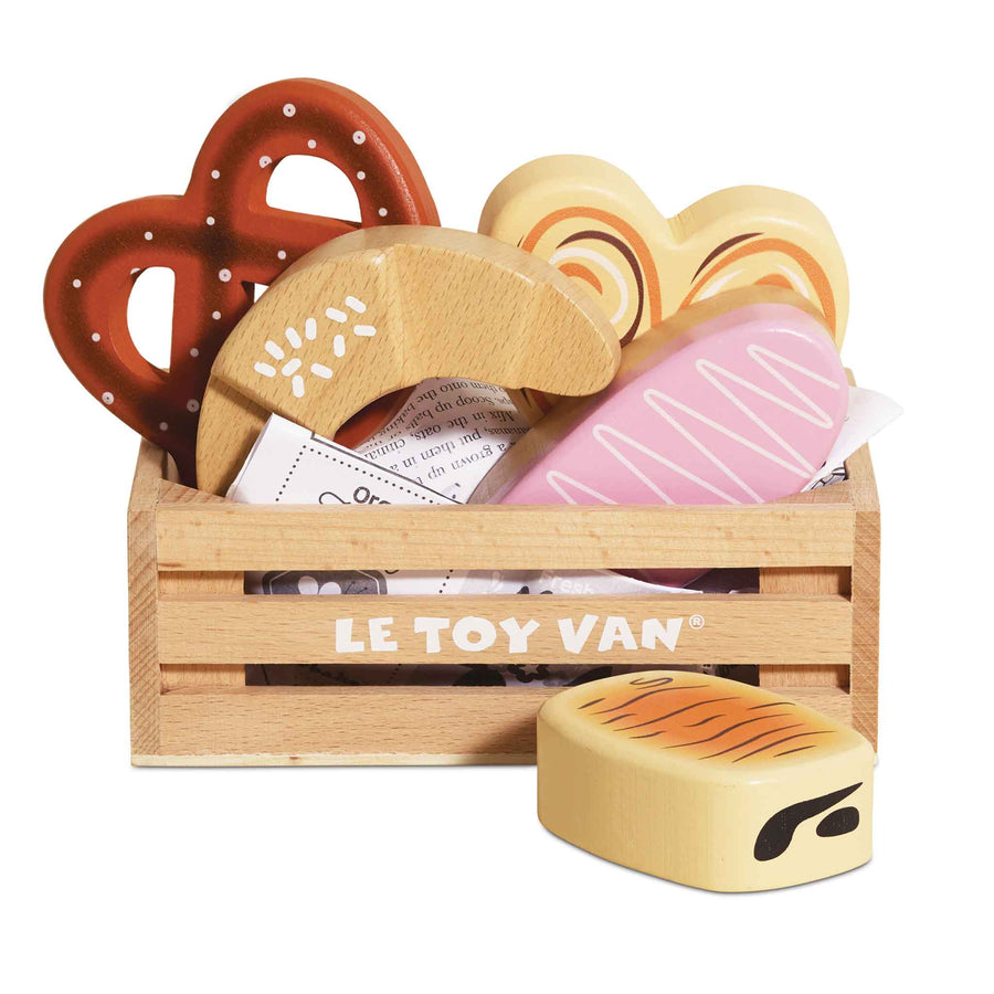 Wooden Bakery & Patisserie (Play Food) in Market Crate