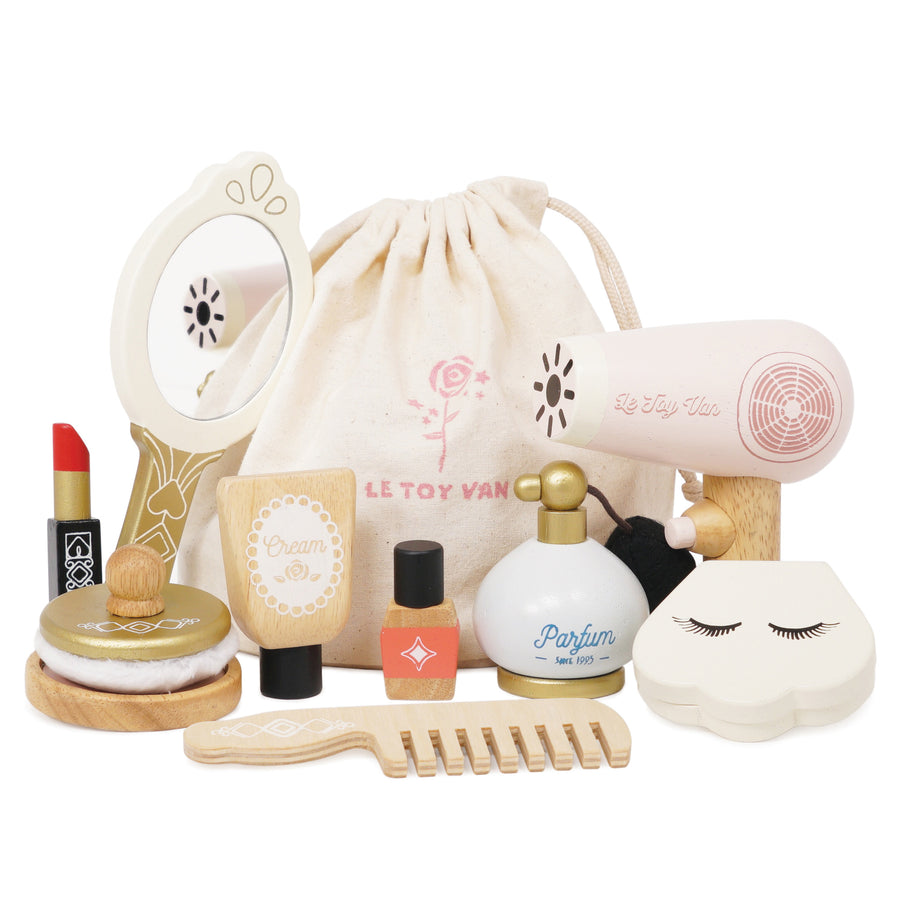 Vanity Star Wooden Beauty Roleplay Kit