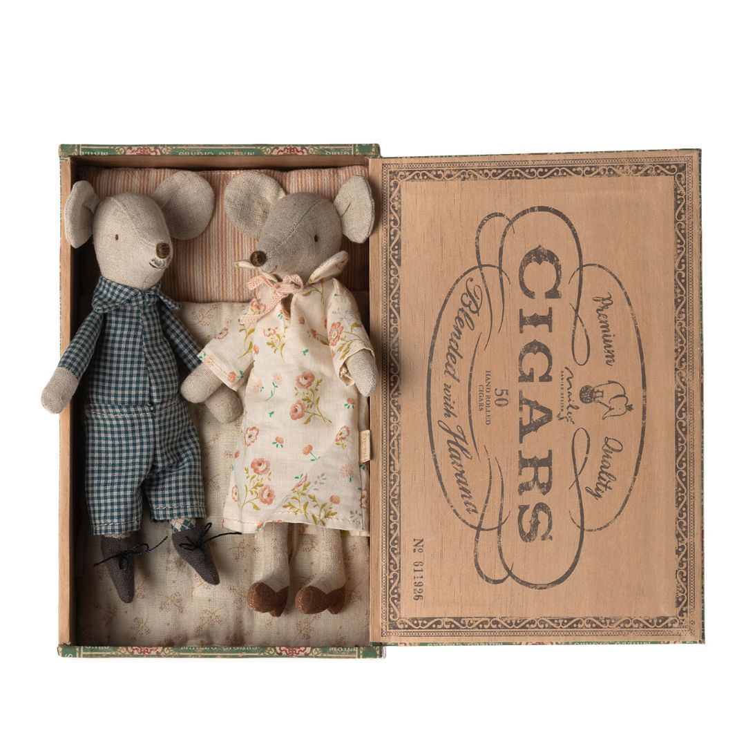 Maileg Mice in Cigar Box (Grandma & Grandpa)