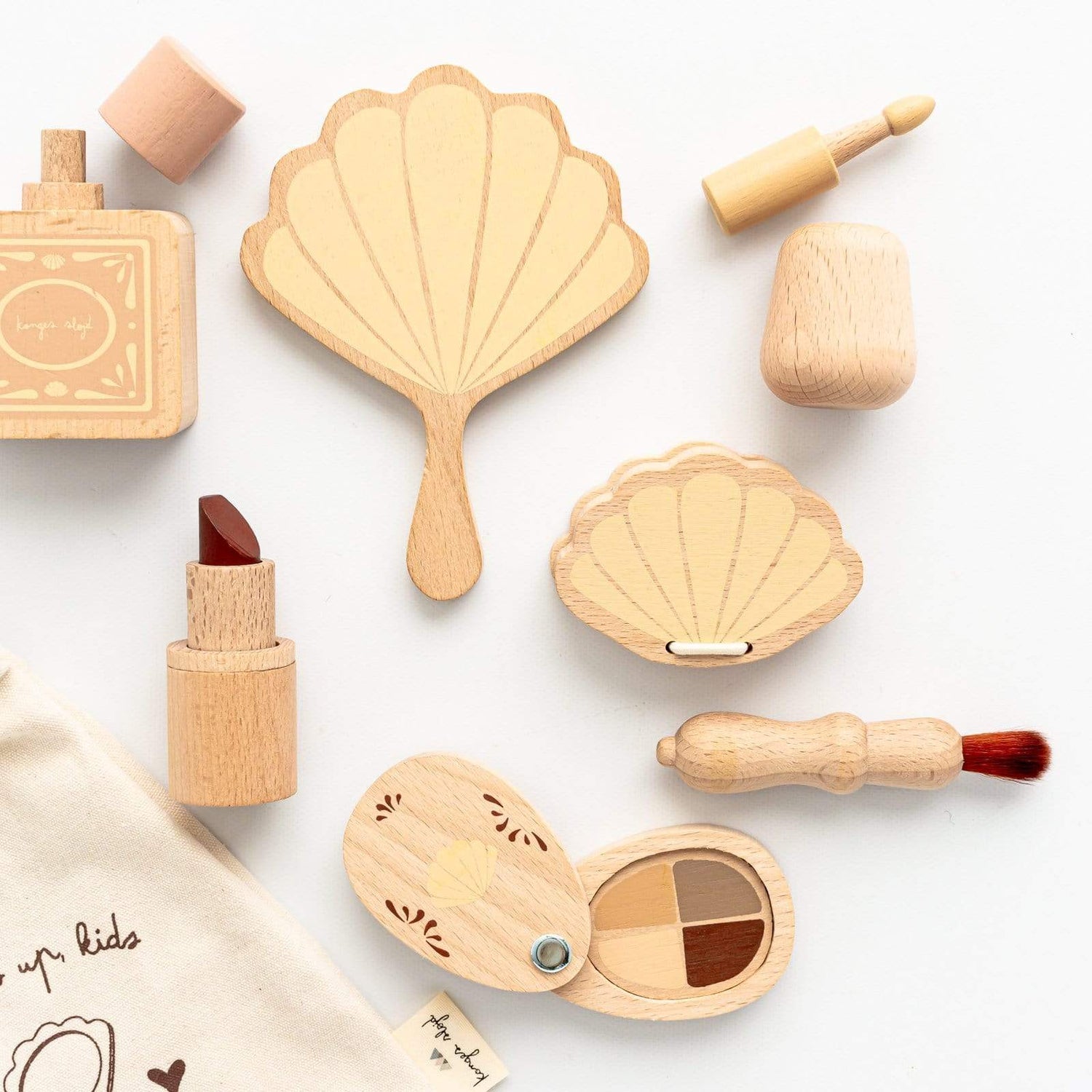 Konges Slojd Pretend Play Wooden Beauty Set