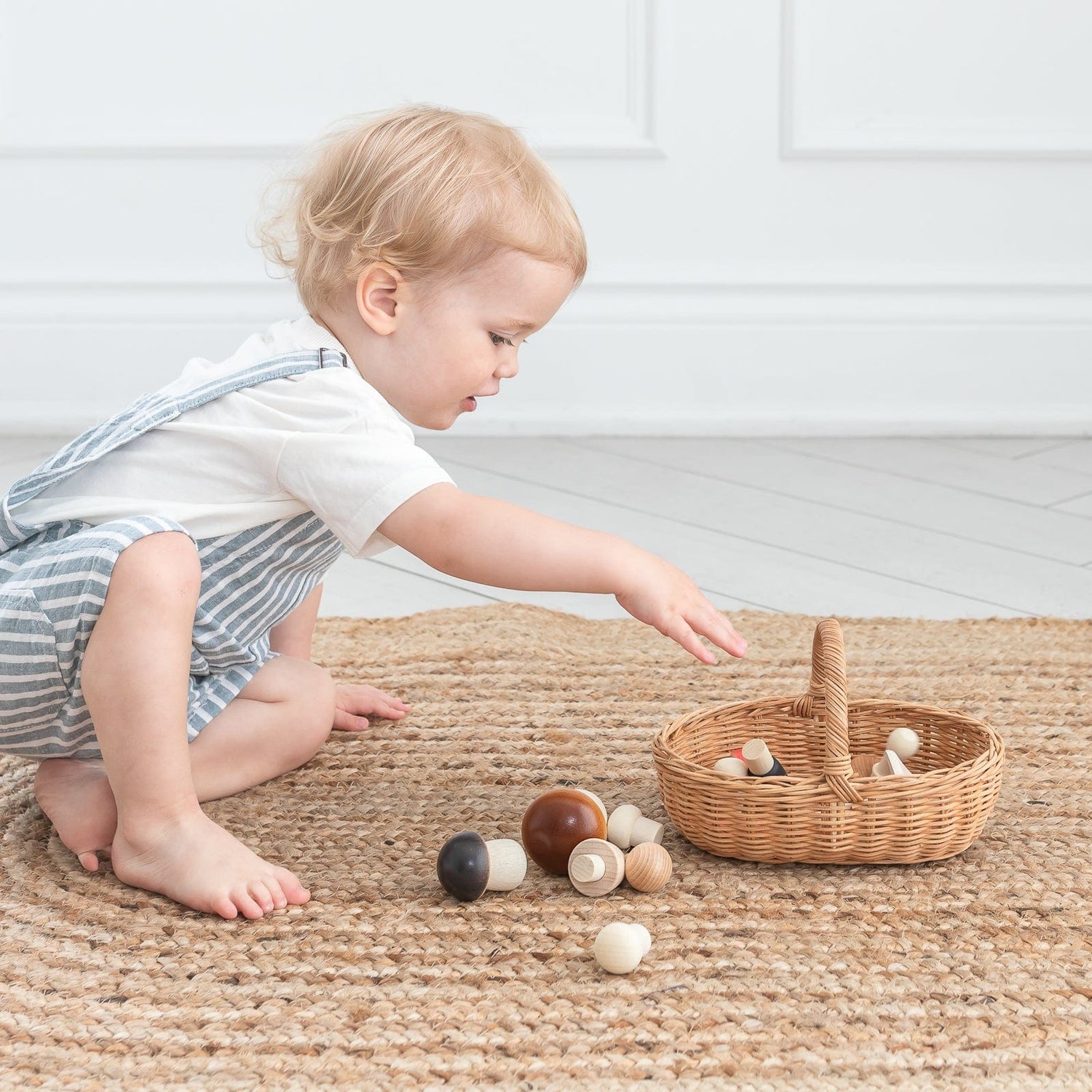 Moon Picnic Pretend Play Wooden Forest Mushrooms with Basket