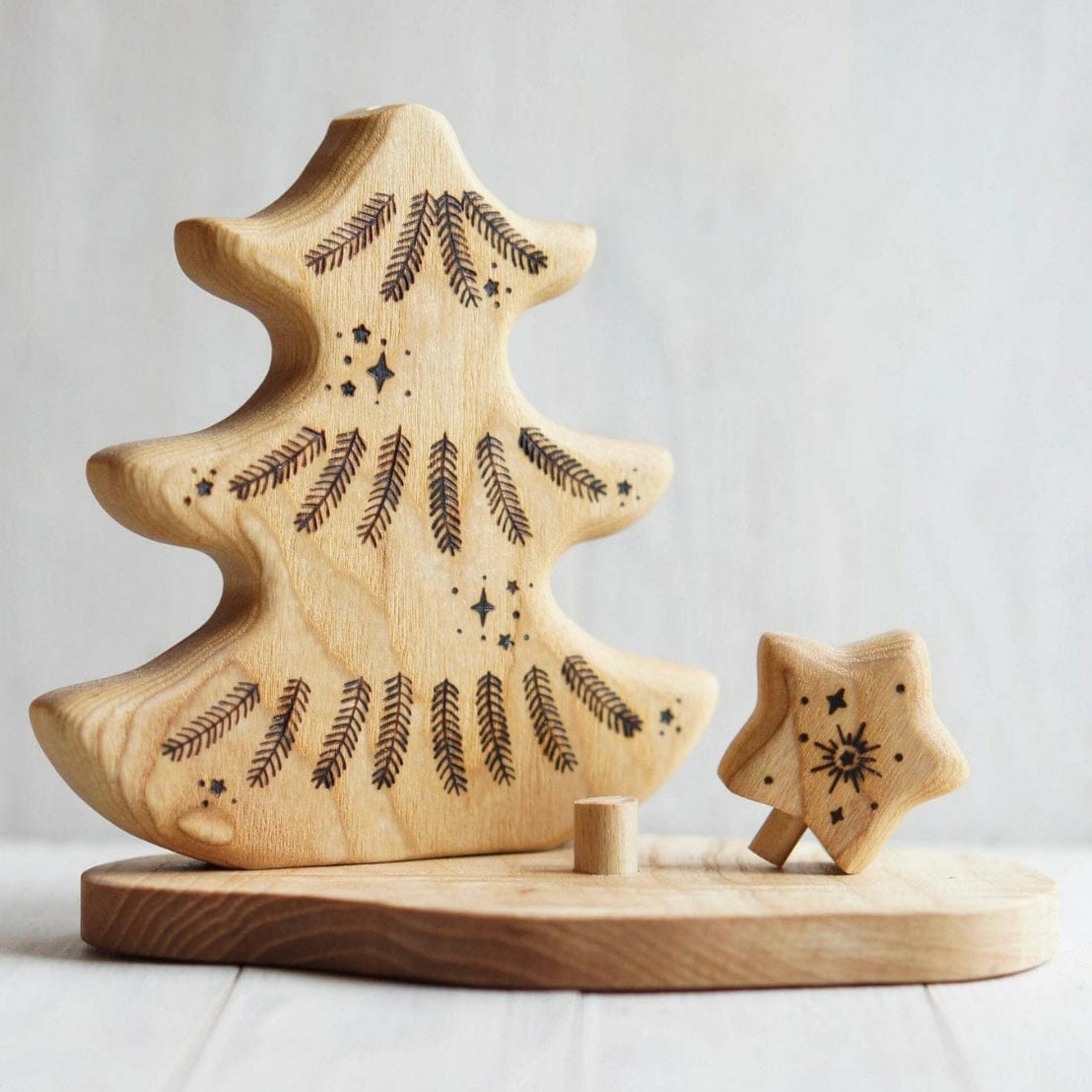 Tiny Fox Hole Wooden Toys Handmade Wooden Christmas Tree (Natural)