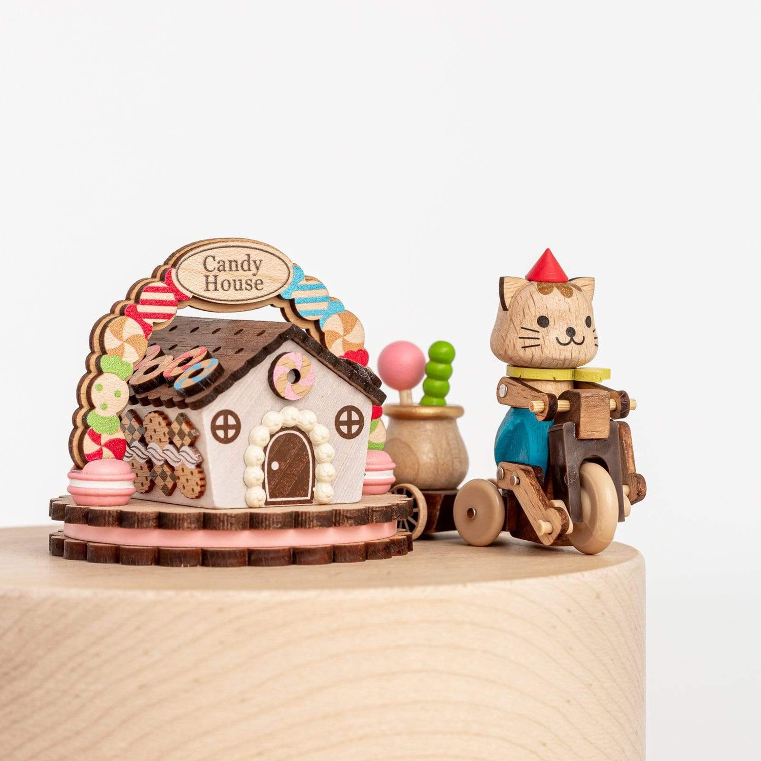 Wooderful Life Music Boxes Wooden Candy House Music Box