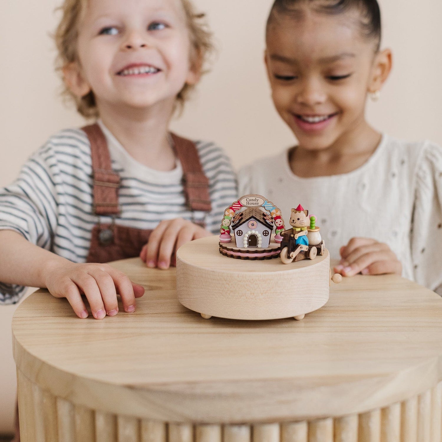 Wooderful Life Music Boxes Wooden Cat Music Box